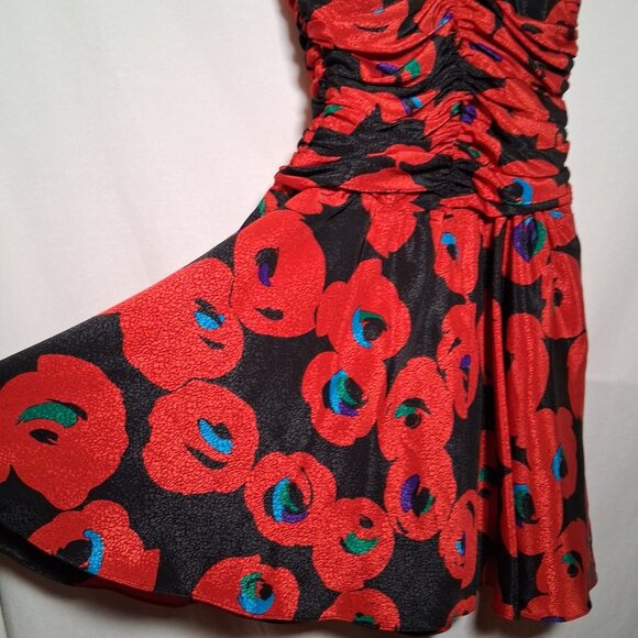 Vintage 1980s Party Dress Apostrophe 13/14 Red Black Floral Satin Sleeveless - Picture 9 of 16
